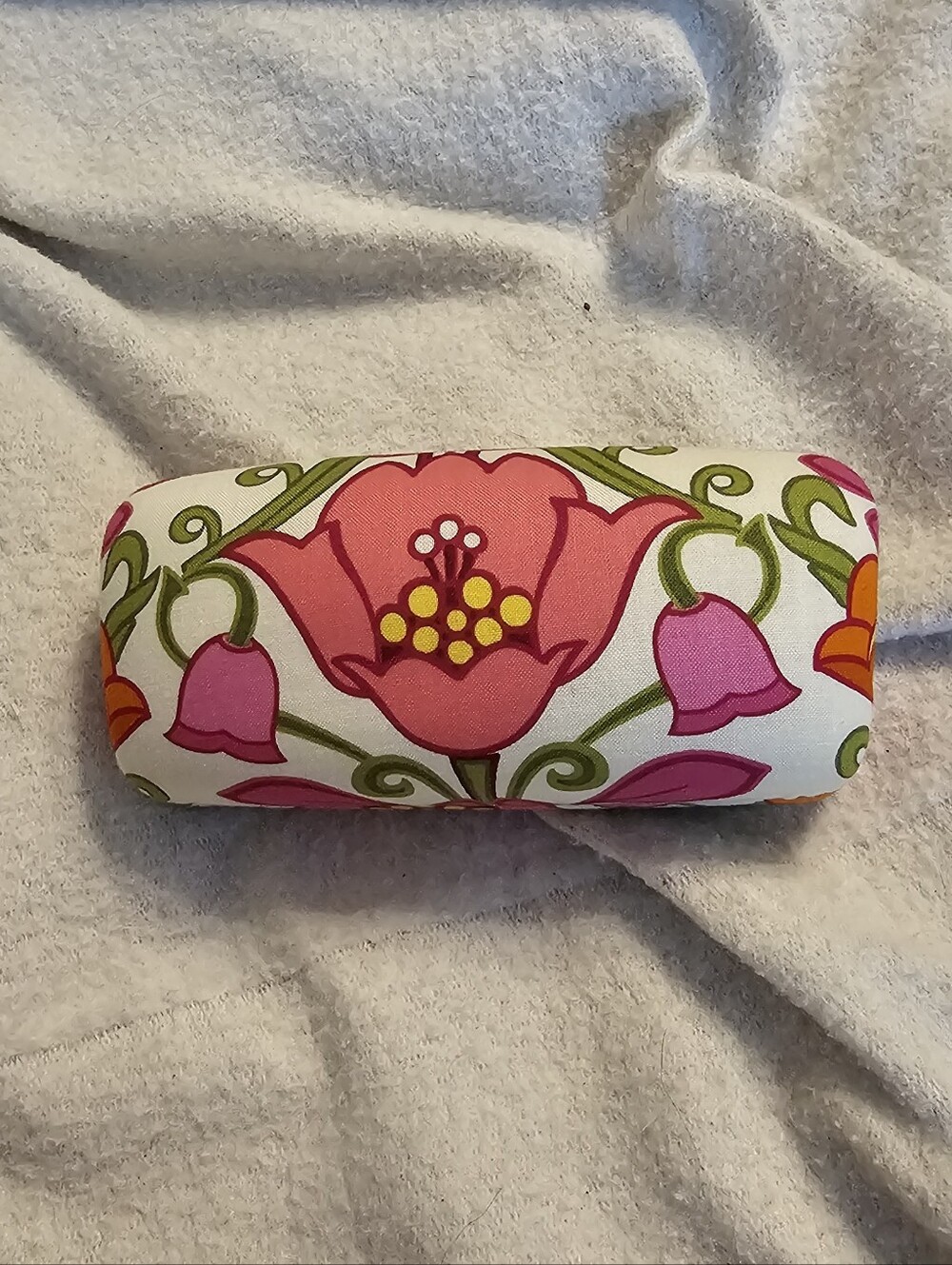 Vera Bradley Lilli Bell Pink And Orang Floral 2013 Hard Shell Eyeglass Case